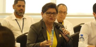 «Soy el Estado, soy el gobierno, porque represento a la Sesal», afirma la ministra Paredes