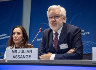 Assange: «Soy libre porque me declaré culpable de hacer periodismo»