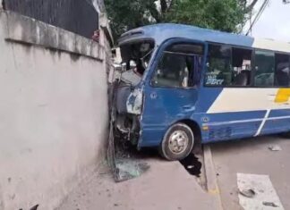 Accidente de bus rapidito en Tegucigalpa deja 26 heridos