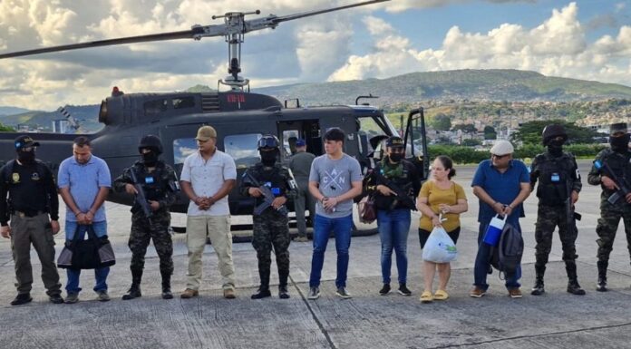 A audiencia inicial los operadores de justicia ligados al narco, capturados ayer en Santa Bárbara y Cortés