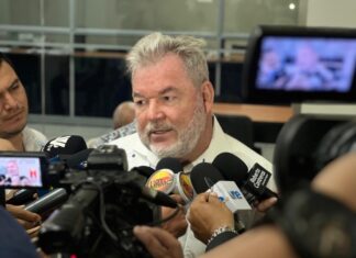 “Esto es un ataque directo de Libre contra mí y mi familia; pero no me doblegaré”: Roberto Contreras