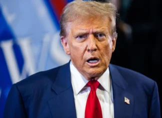 Casi la mitad de simpatizantes de Trump prevé problemas en las elecciones, según un sondeo