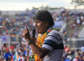 Acusan a Evo Morales de vivir con cuatro menores durante su estadía en la Argentina