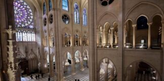 Francia descubre al mundo una Notre Dame deslumbrante antes de su reapertura en diciembre