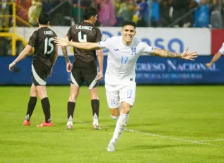 Con doblete de Luis Palma, Honduras venció a México en el partido de ida de los cuartos de final de la Liga de Naciones