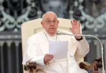 El papa Francisco: «En un mundo bajo la amenaza nuclear, es urgente trabajar por la paz»