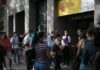 España simplifica requisitos para regularizar migrantes que favorecerá a 900 mil en 3 años