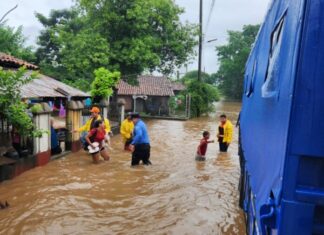 La tormenta Sara y un frente frío han dejado más de 250.000 personas afectadas en Honduras