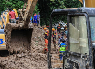 Ascienden a 20 los muertos por un alud y las riadas en el oeste de Indonesia