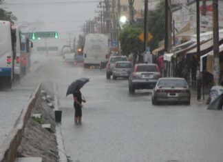 Tormenta Sara mantiene su avance y provoca alerta por fuertes lluvias en el sur de México