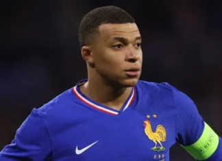 La Federación Francesa vuelve a dar la razón a Mbappé en el conflicto salarial con el PSG