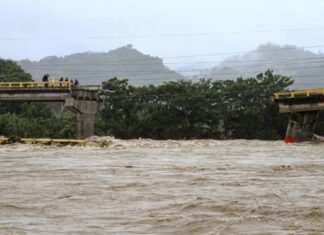 Ministro de SIT anuncia reconstrucción del puente Saopin y dice estará en cuatro meses