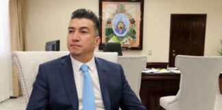 Denuncian al expresidente de la CSJ Rolando Argueta por abuso de autoridad