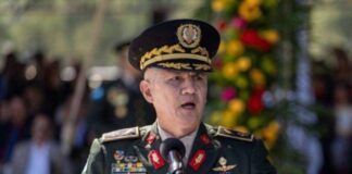 General Roosevelt puntualiza que «para bien o para mal», las FFAA son un instrumento del poder político