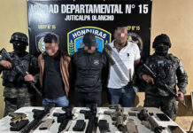 Detienen a tres hombres en posesión de armas de fuego en el departamento de Olancho