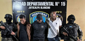 Detienen a tres hombres en posesión de armas de fuego en el departamento de Olancho