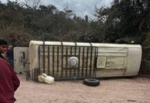 Volcamiento de bus en Valle deja una mujer muerta y varios heridos