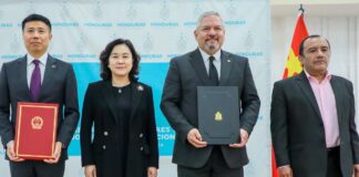 Honduras suscribe con China un convenio para la construcción de siete escuelas agrícolas