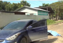 Bajan a hombre de vehículo y después lo asesinan en La Lima