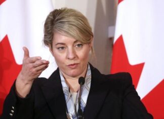 Canadá advierte que Donald Trump puede provocar la mayor guerra comercial en décadas