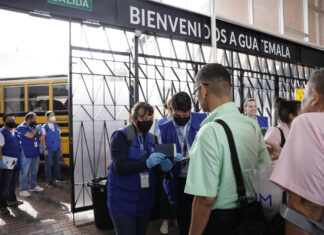 Nicaragüenses excarcelados se encuentran varados en Guatemala tras rechazo de asilo en Estados Unidos