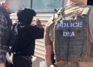 La Junta Educativa de Oklahoma aprueba una norma para exigir prueba de estatus migratorio para inscribir a niños en escuelas