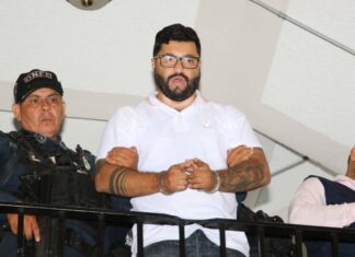 Dictan auto de apertura a juicio oral a exjuez Marco Vallecillo