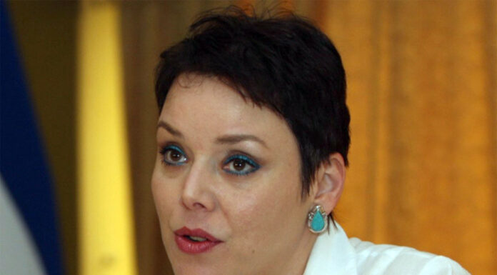 Beatriz Valle desmiente a Luis Redondo y rechaza la existencia de consenso sobre el Presupuesto General