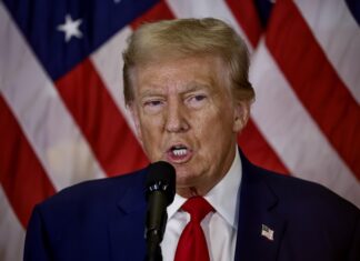 Trump advierte a Venezuela que derribará sus cazas si ponen en peligro a militares de EE. UU.