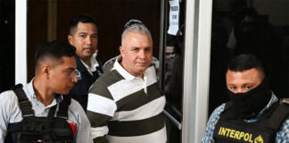 Ordenan comiso parcial de los bienes al exdirector de la Policía Nacional, Ramírez del Cid