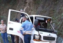 Al menos 11 heridos al volcar camioncito en San Marcos de la Sierra, Intibucá