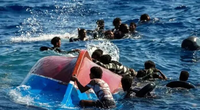 Mueren 27 migrantes subsaharianos y otros 83 son rescatados en naufragios frente a Túnez