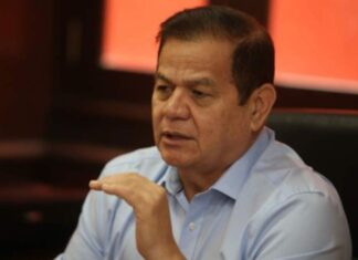 Romeo Vásquez anuncia que se entregará, pero solo “cuando capturen a Carlón”