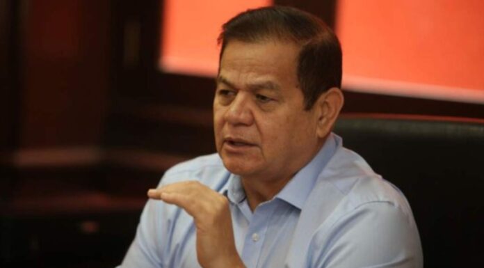 El 30 de noviembre el pueblo les dará “un golpe electoral masivo”; Romeo Vásquez advierte al oficialismo