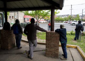 Jornaleros denuncian la detención de 200 migrantes en redadas sorpresa en California