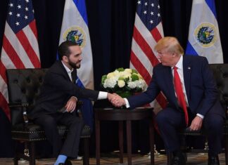 Trump negocia con Bukele enviar a pandilleros del Tren de Aragua a las prisiones de El Salvador