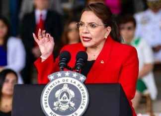 La presidenta Xiomara Castro afirma que «las críticas son una señal de que estamos avanzando»