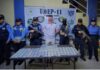 Detenien a estadounidense por llevar más de $10,000 en Roatán