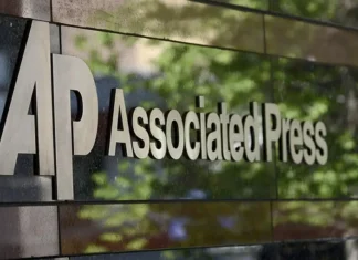 La Casa Blanca veta a AP del Despacho Oval y Air Force One por no decir «golfo de América»