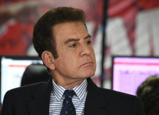Salvador Nasralla denuncia que Libre busca usar el DNI de hondureños en EE. UU. para votar en el país