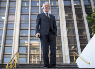 Un juzgado de Guatemala anula el arresto domiciliar del periodista José Rubén Zamora