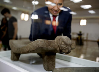 Francia le devuelve a Honduras 133 piezas arqueológicas sustraídas hace 50 años