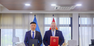 China donará 298 ambulancias, kits de poda agrícolas y secadoras solares para cultivar café