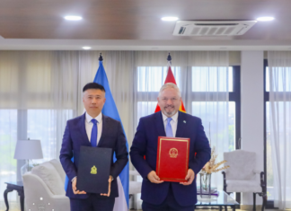 China donará 298 ambulancias, kits de poda agrícolas y secadoras solares para cultivar café