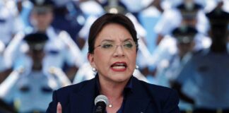 Presidenta Xiomara Castro responde a críticas: «Solo los miopes y ciegos preguntan qué estamos haciendo»