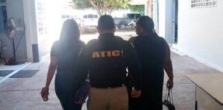 Detienen a mujer acusada de esclavizar a menor misquito huérfano