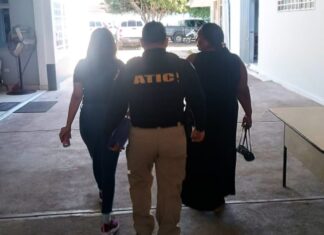 Detienen a mujer acusada de esclavizar a menor misquito huérfano