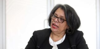 Juicios políticos deben continuar o evidenciarían recomposición del poder, advierte Julieta Castellanos