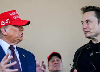 Trump vuelve a arremeter contra Musk: sin subsidios «tendría que regresar a Sudáfrica»