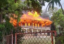 Incendio de grandes proporciones consume iglesia evangélica en San Pedro Sula